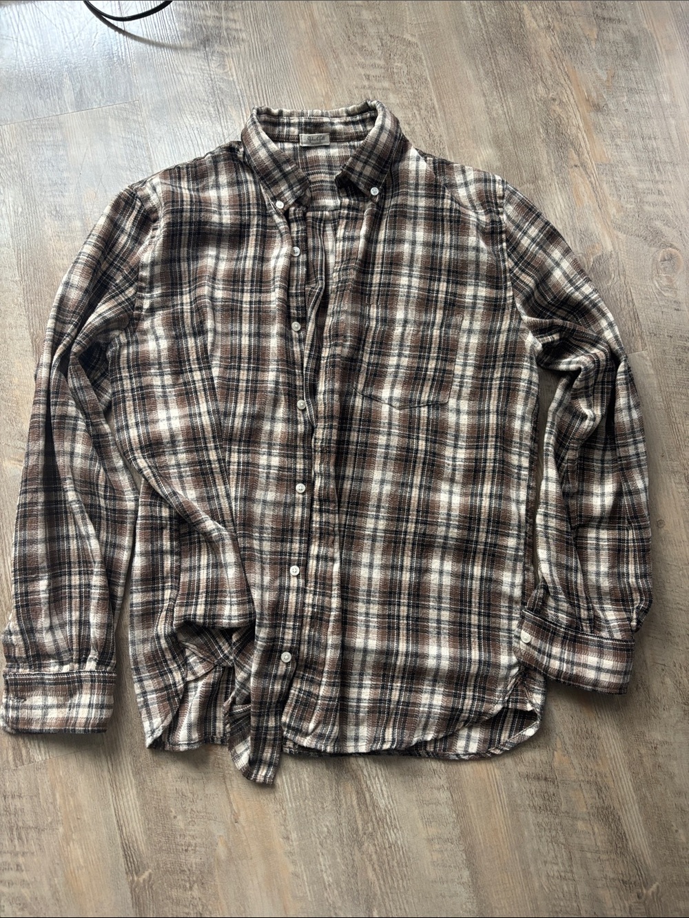 Women’s Brown Plaid Button-Down Flannel Shirt